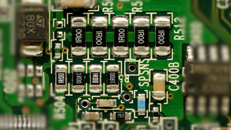 مقاومت‌های SMD در ECU و نودهای مالتی‌پلکس